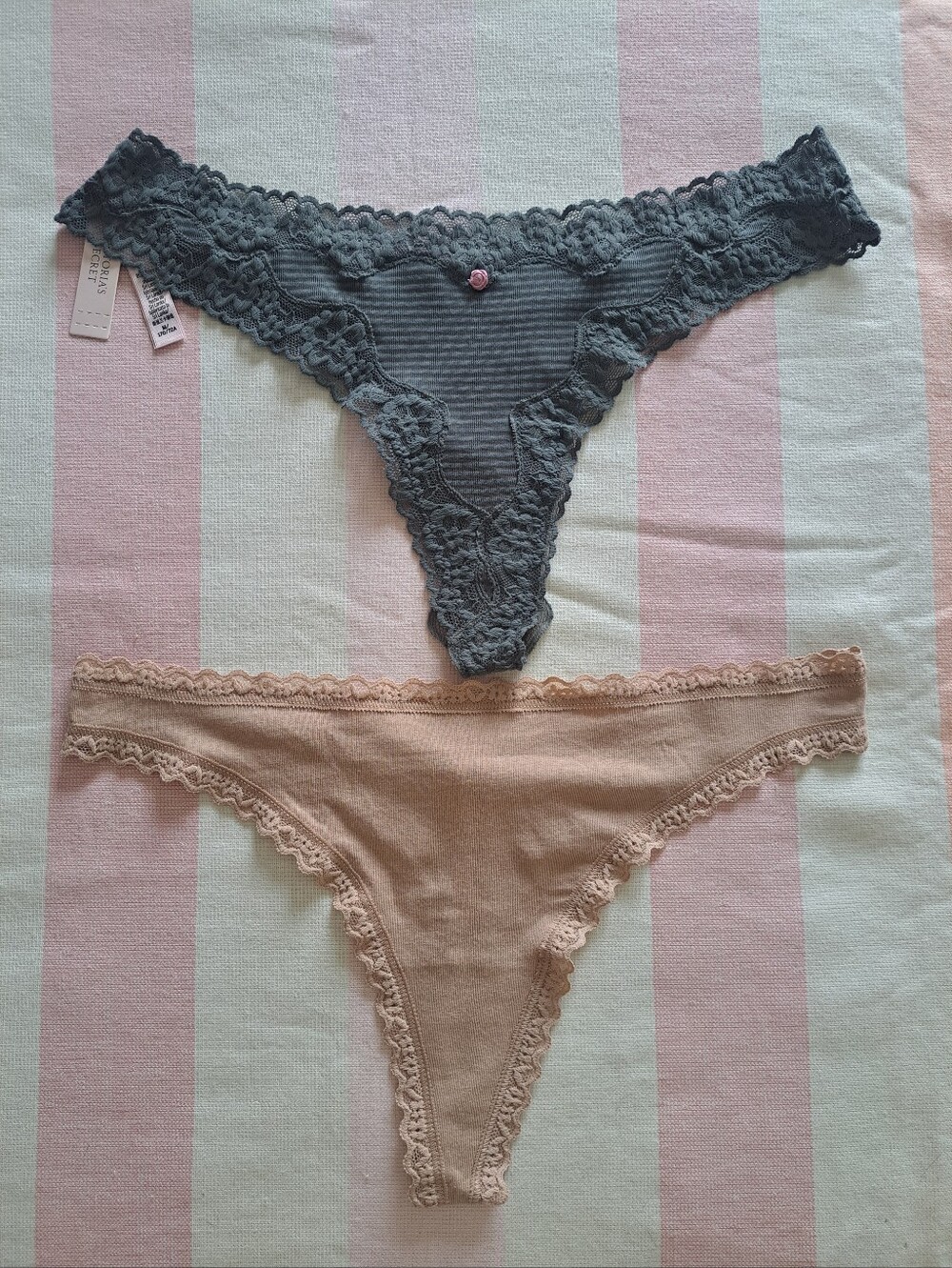 VS Panties bundle (M) NWT